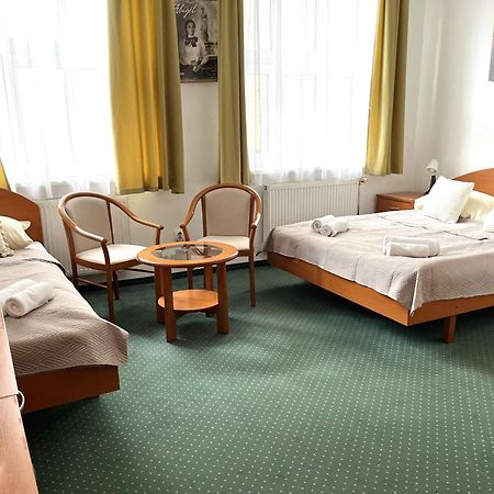 Broadway City Guesthouse Budapest Exterior photo