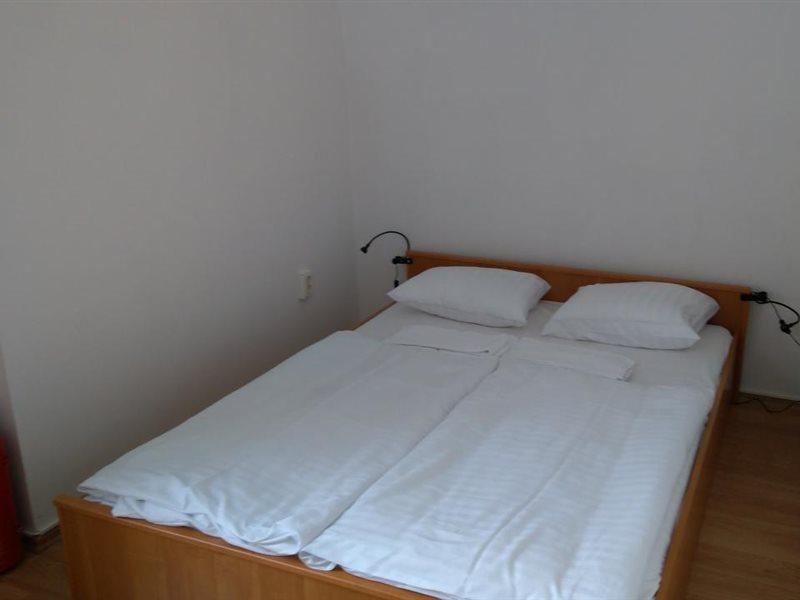 Broadway City Guesthouse Budapest Exterior photo