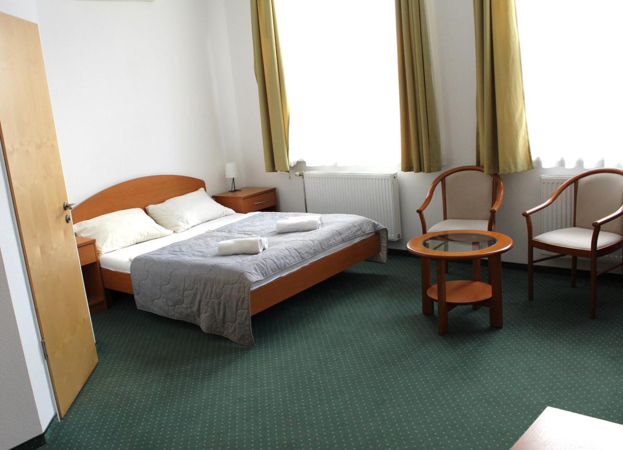 Broadway City Guesthouse Budapest Exterior photo