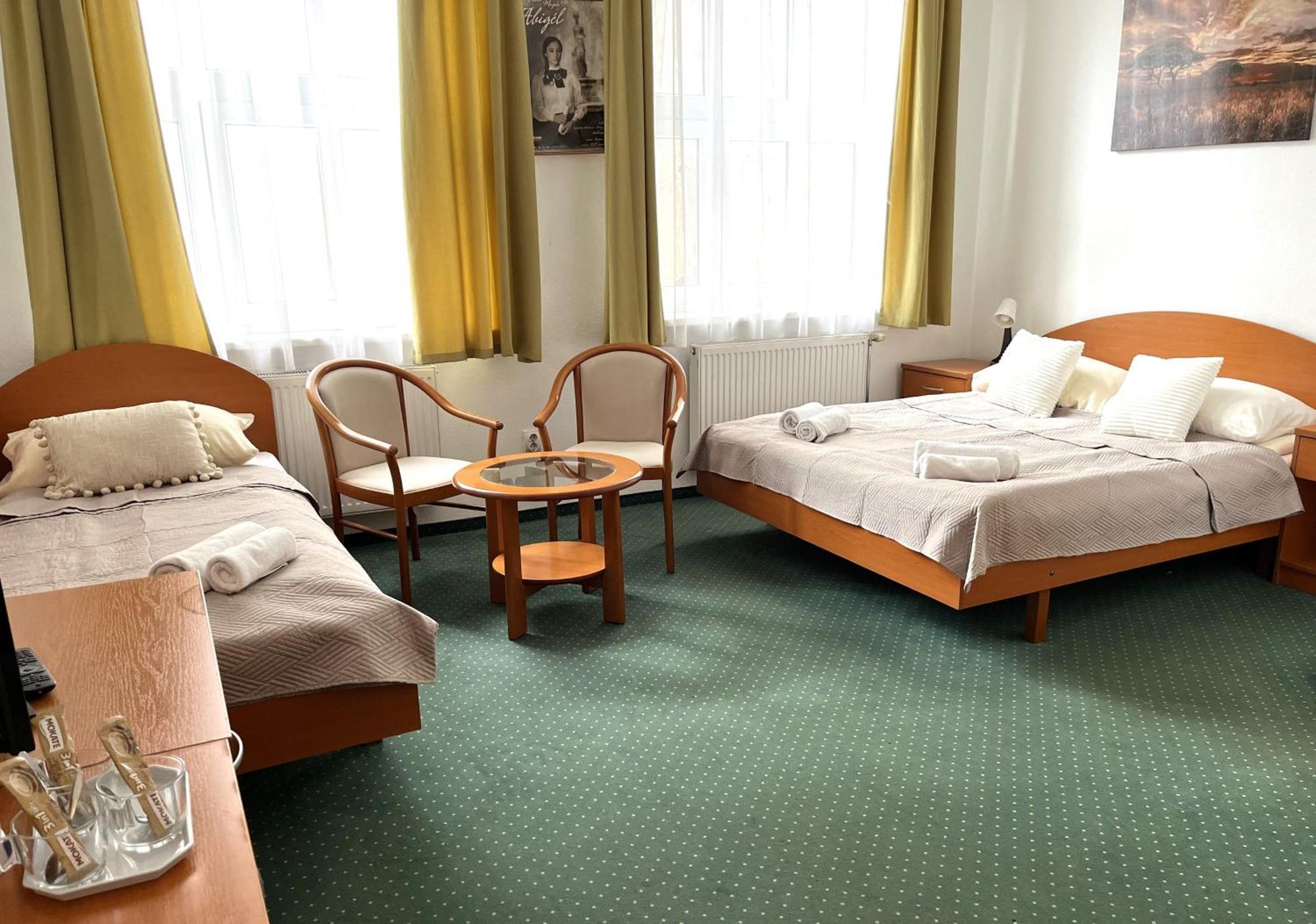 Broadway City Guesthouse Budapest Exterior photo