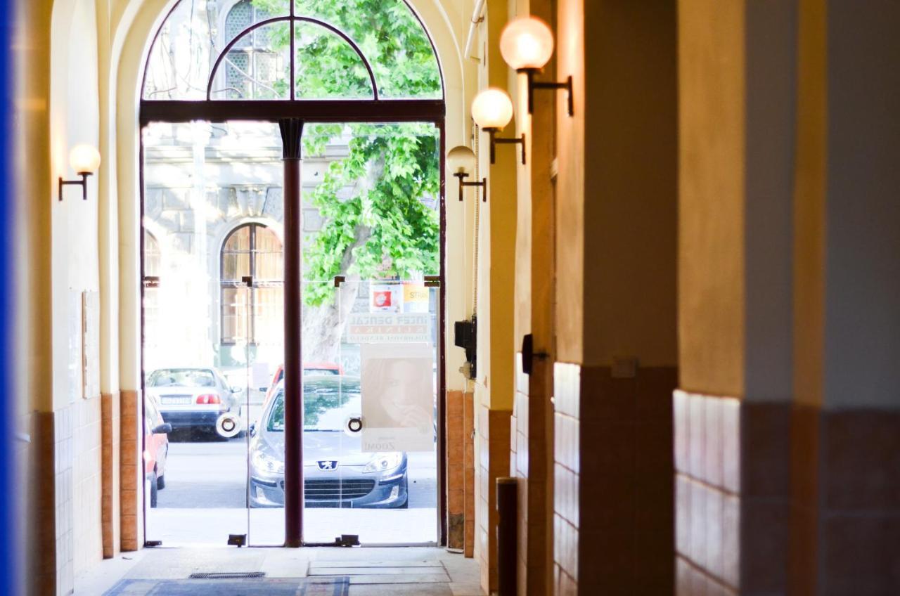 Broadway City Guesthouse Budapest Exterior photo